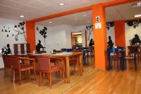 Hotel la Curva Hotels in Albolote