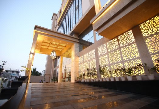 호텔 하모니 인