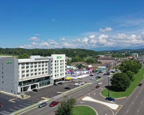 Holiday Inn & Suites PIGEON FORGE CONVENTION CENTER by IHG Hoteles en Pigeon Forge