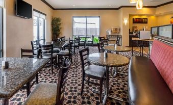 Comfort Suites Manhattan