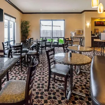 Comfort Suites Manhattan