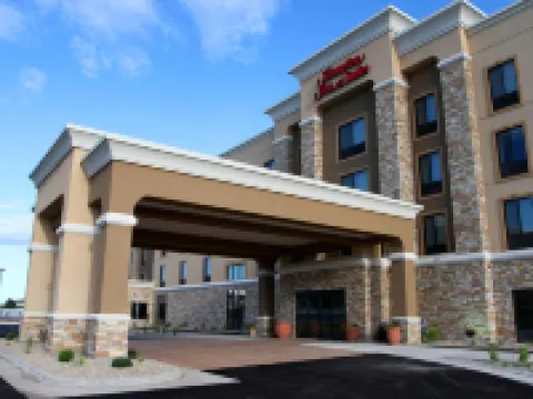 Hampton Inn & Suites Grand Forks Hotels in Grand Forks