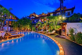 The Hotel by the Red Canal