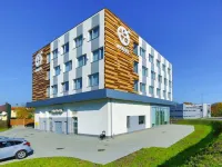 Qubus Hotel Żory Hôtels à : 