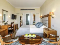 Alexander the Great Beach Hotel - balcon