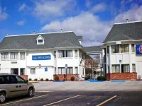 Motel 6 Enfield, CT - Hartford Các khách sạn ở Enfield
