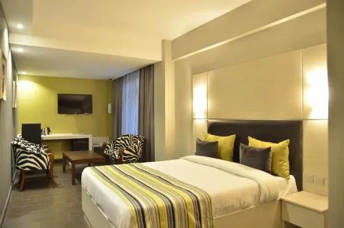 Cloud Hotel & Suites - Airport Shuttle