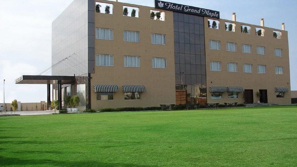 Hotel Grand Maple