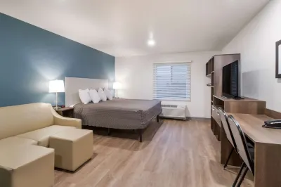 WoodSpring Suites Mesa Chandler Hotels in Gilbert