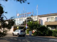Best Western Plus Hotel la Marina Các khách sạn ở Saint-Raphael