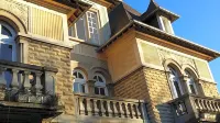 Le Castel Guesthouse Hotels in Bayeux