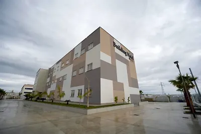 Building Hotel Hotel a 