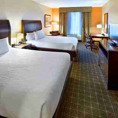 Hilton Garden Inn Springfield, MO Rooms