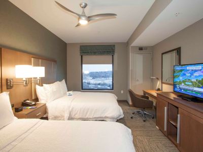 Hampton Inn & Suites St. Paul Downtown