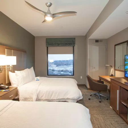Hampton Inn & Suites St. Paul Downtown