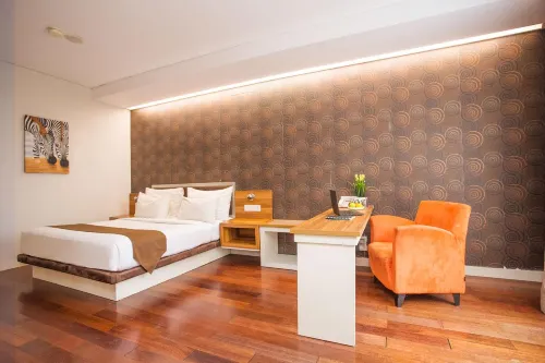 Life Hotel Sudirman Surabaya Hotels in Genteng