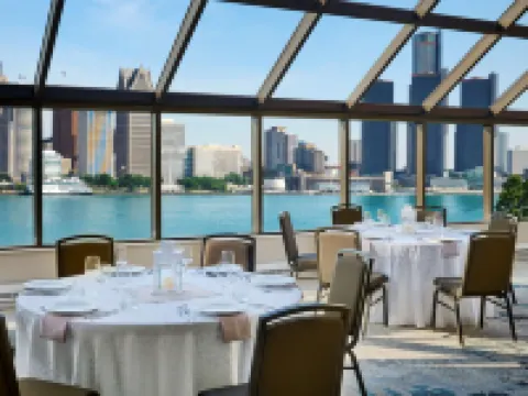 DoubleTree by Hilton Windsor Hotel and Suites Hoteles en Windsor