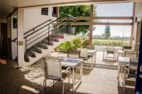 Kyriad Direct Clermont Ferrand Nord - Gerzat Hotels in Gerzat