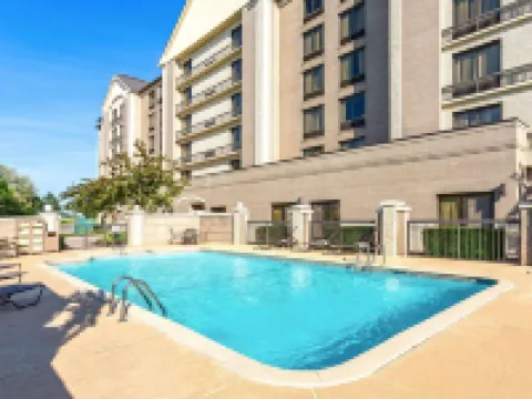 Wyndham Garden Kansas City Airport Hotels in May Township