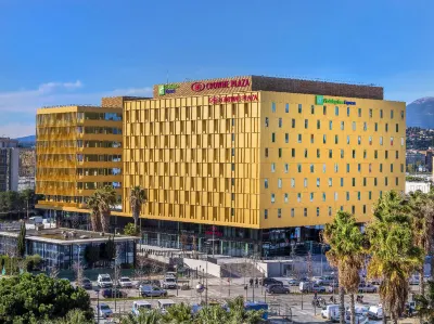 Holiday Inn Express NICE - GRAND ARENAS by IHG ニースコートダジュール国際空港のホテル