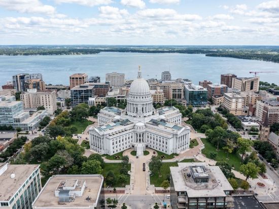 Top Hotels near Kohl Center, Madison (WI) for 2023