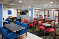 Holiday Inn Express & Suites Jacksonville SE- Med Ctr Area Hotels in Palm Valley