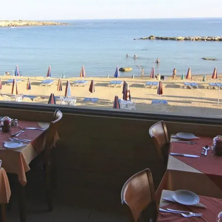 Corallia Beach Hotel Apartments