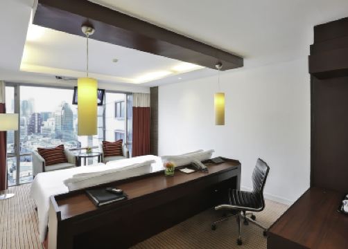 スーペリアルーム イースティン ホテル マッカサン バンコクの写真