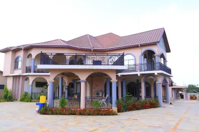 Osaah Bema Lodge Hotels in 