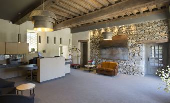 Hotel de l'Abbaye le Tronchet - Handwritten Collection