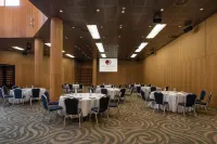 DoubleTree by Hilton La Torre Golf & Spa Resort - Business