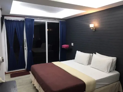 ห้องอีโคโนมี เตียงใหญ่