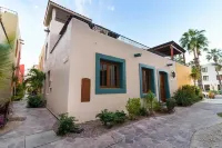 Casa Corazon FN 164 Hotel dekat Malecon