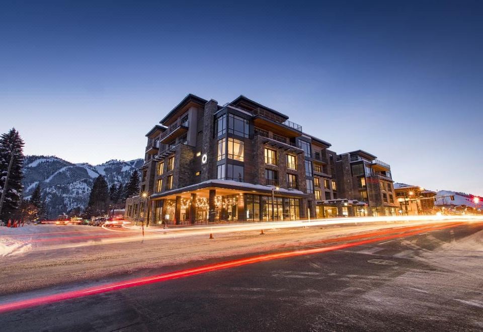 Valley Creek Lodge - Housity