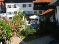 Hotel Adler فنادق في أوبرشتاوفن