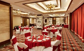 The Golden Palms Hotel - East Delhi