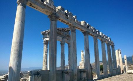 Pergamon Pension - Housity