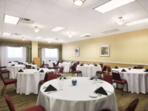 Wyndham Garden Lake Guntersville Hotels in Marshall County