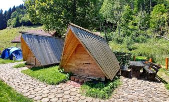 Cvet Gora - Camping, Glamping and Accomodations