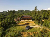 Hmong's Life Homestay & Trekking Hotels in Tu Le