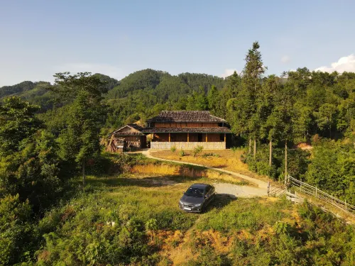 Hmong's Life Homestay & Trekking