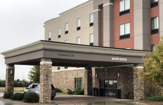 普拉特套房酒店