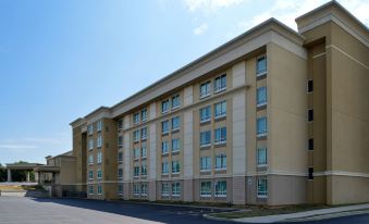 Holiday Inn Martinsburg