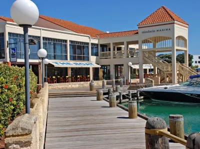 The Marina Hotel - Mindarie