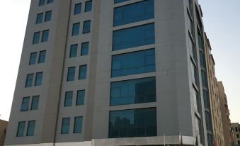 Address Tower Hotel - Housity