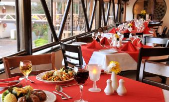 Cresta Thapama Hotel
