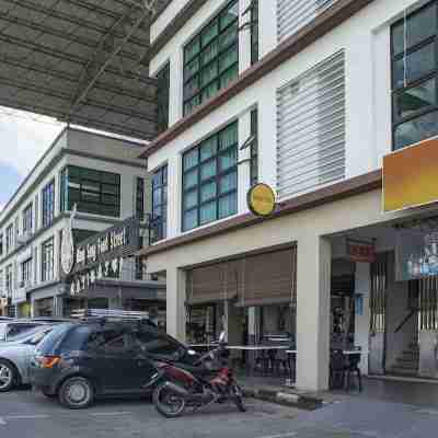 Spot on 90390 Hostel Solution Hotel Exterior