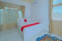 RedDoorz Syariah Near Museum Lambung Mangkurat 2 Hotels near PTIK ULM