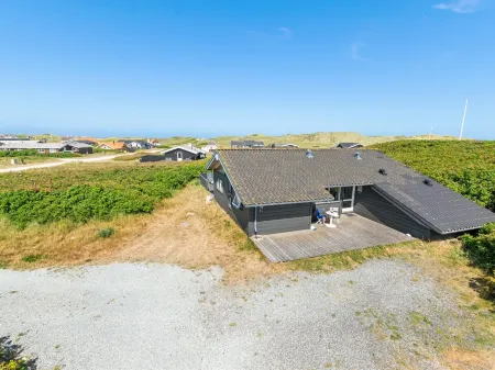 "Rink" - 150m from the Sea