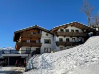 Alpenblick ツェル・アム・ツィラーのホテル